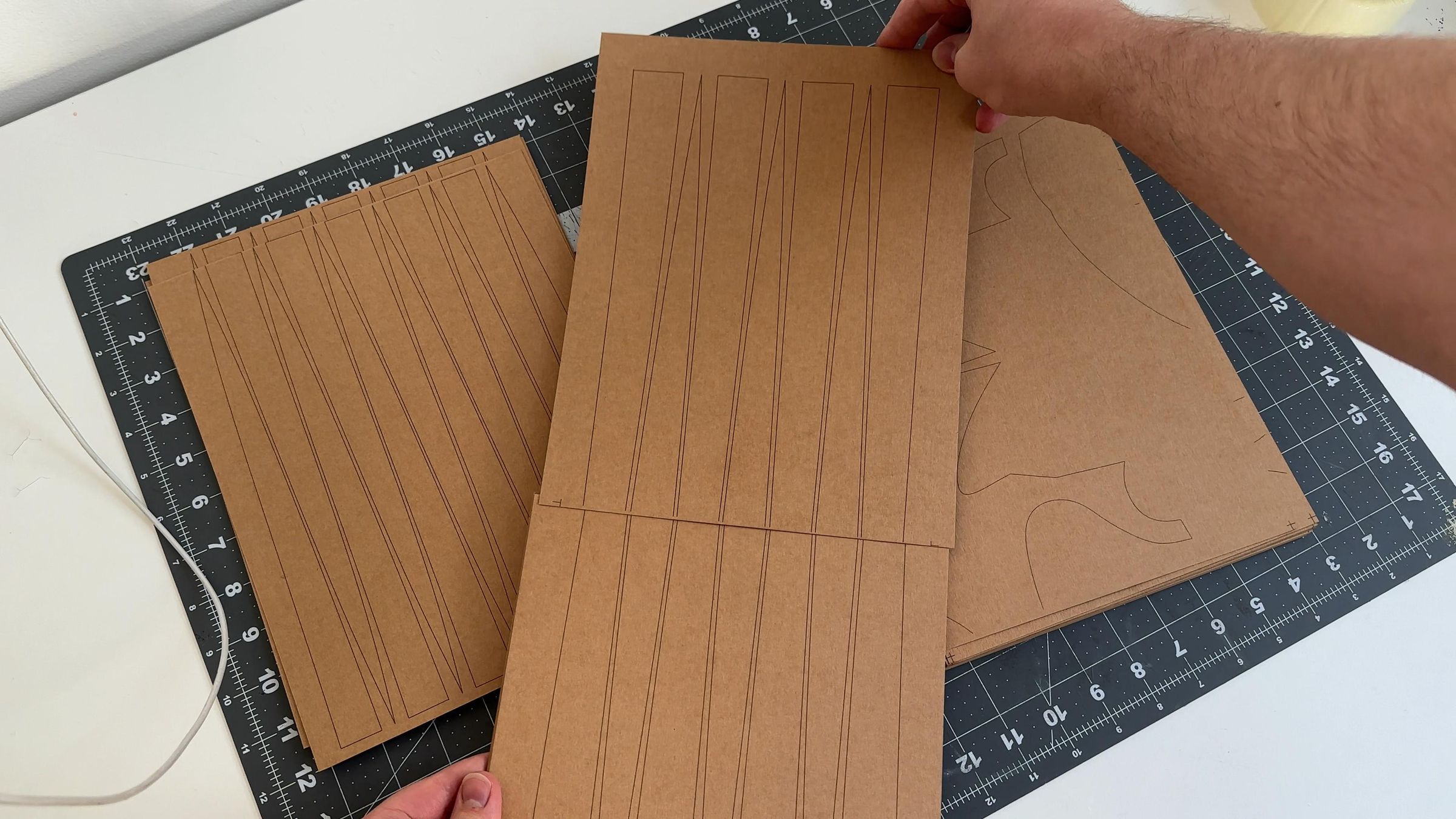 Align the Cardboard Sheets