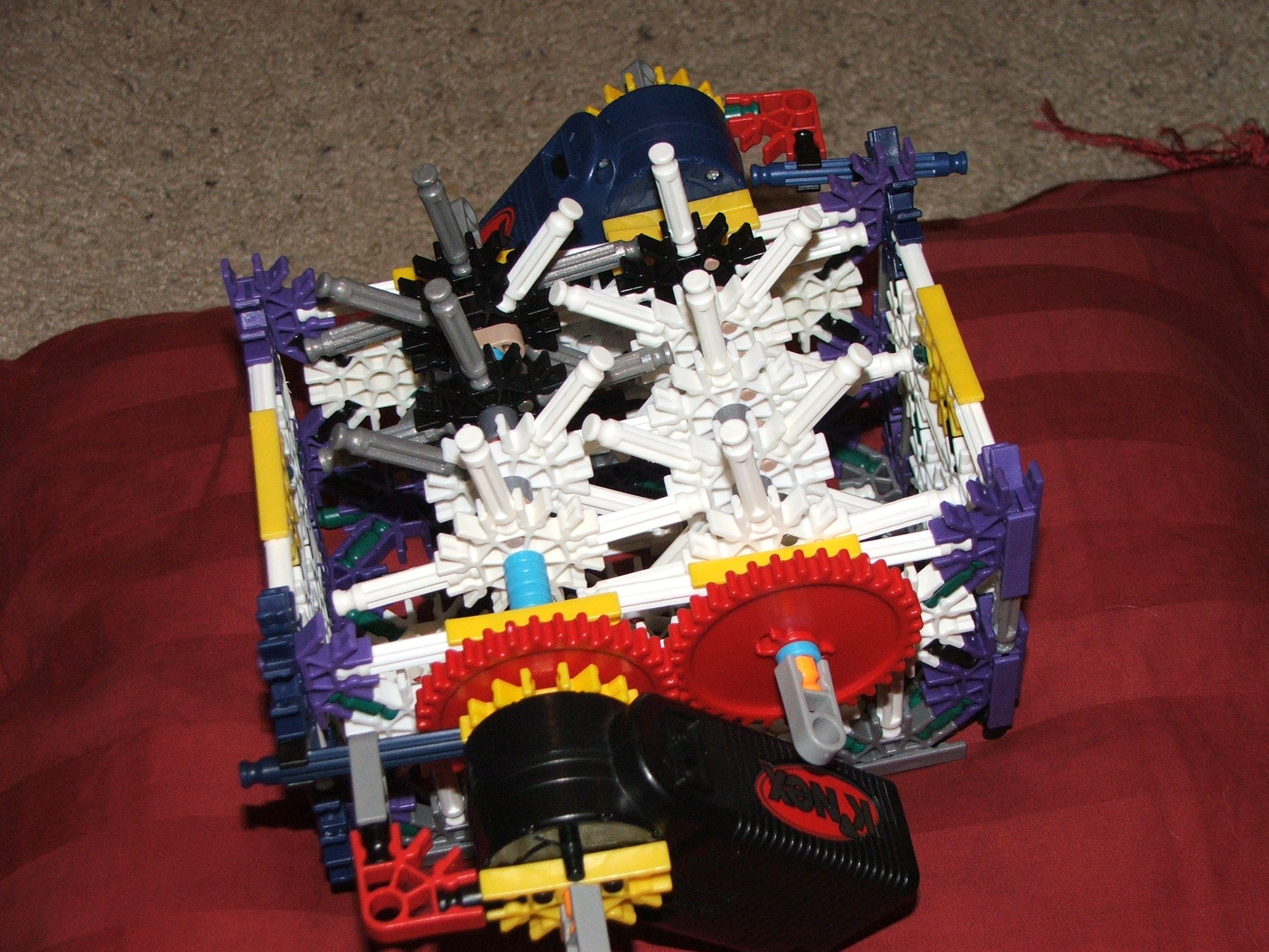 Kne'x Grinder : 3 Steps - Instructables