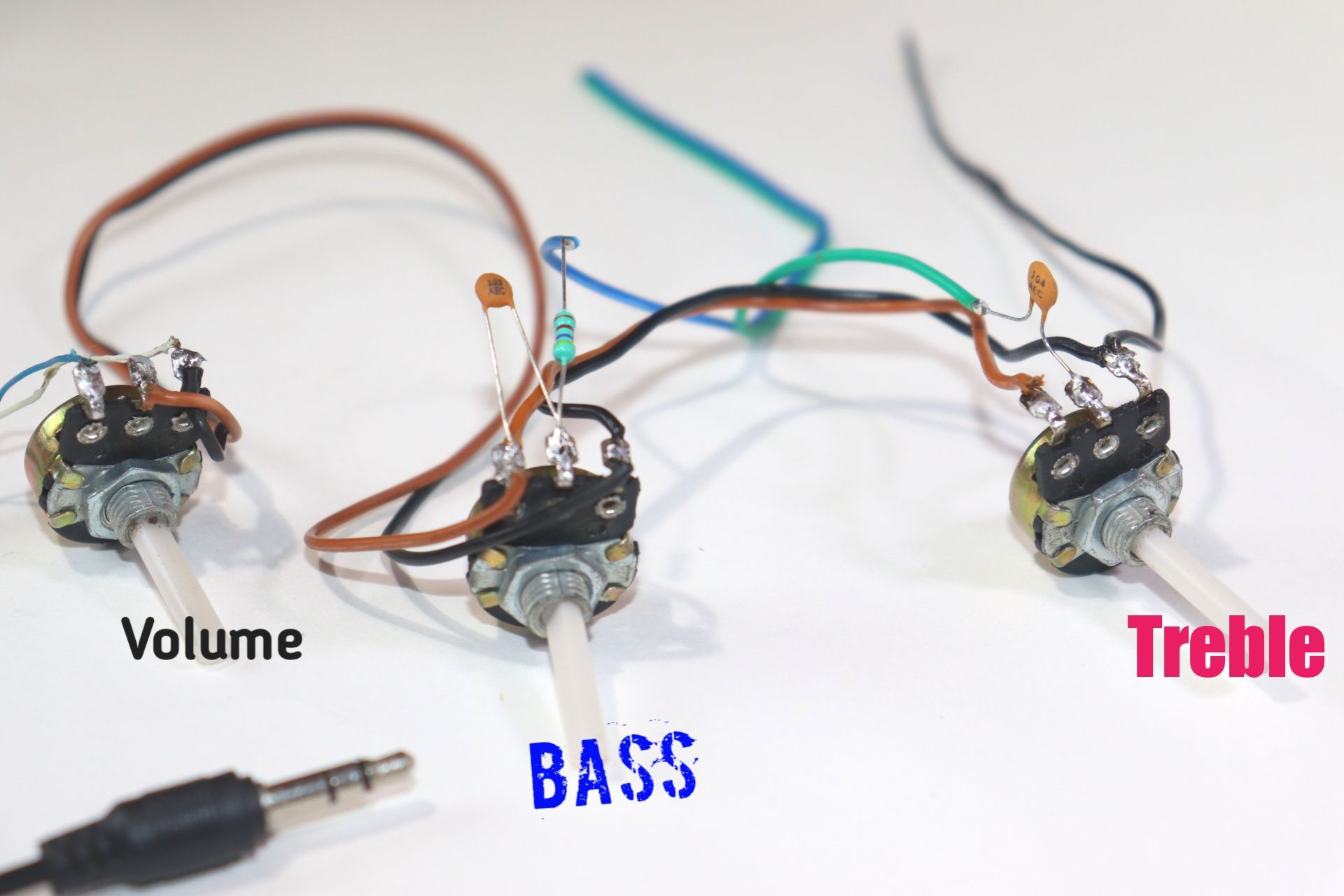 Volume, Bass and Treble Circuit in Audio Amplifier 11 Steps