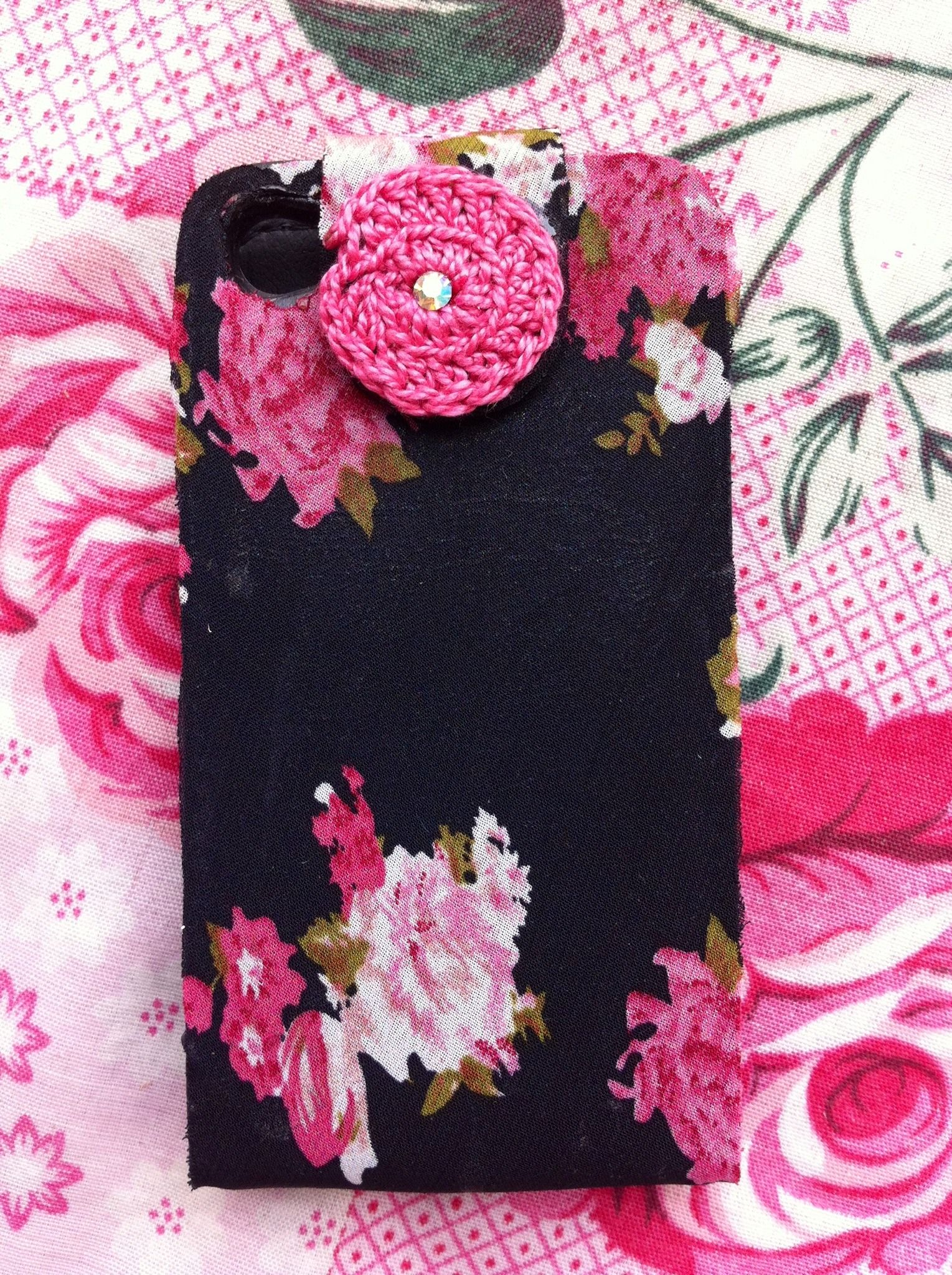 Up-cycling Damaged Iphon Case