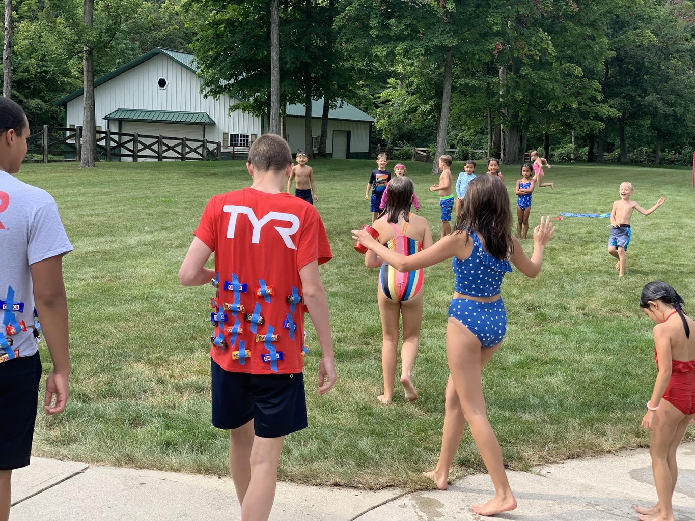 Human Piñata Game (No Sticks Involved) Instructables