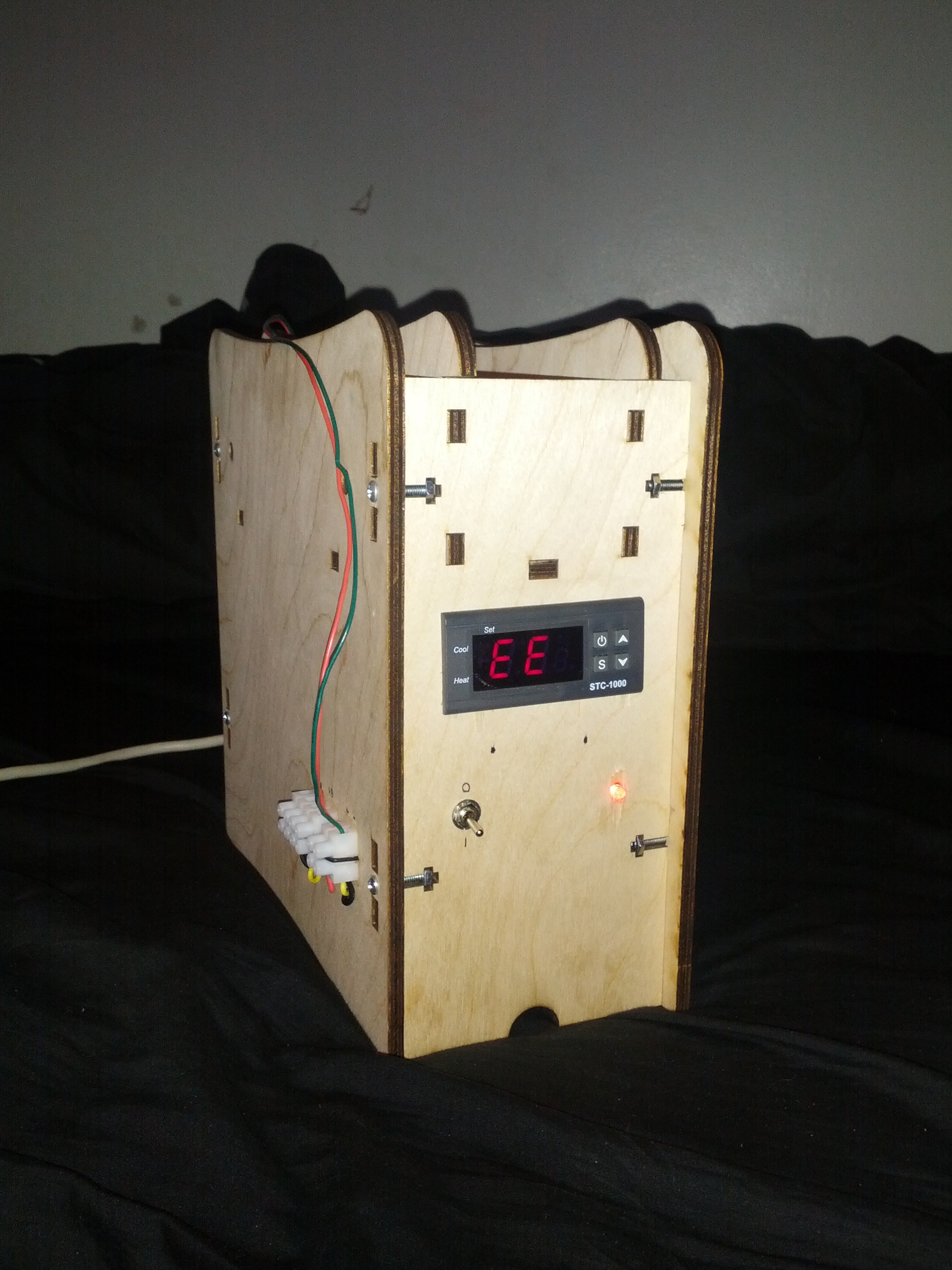 Heatbed temperature controller for RepRap using Gen6