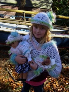 Girls Poncho Set With Toys