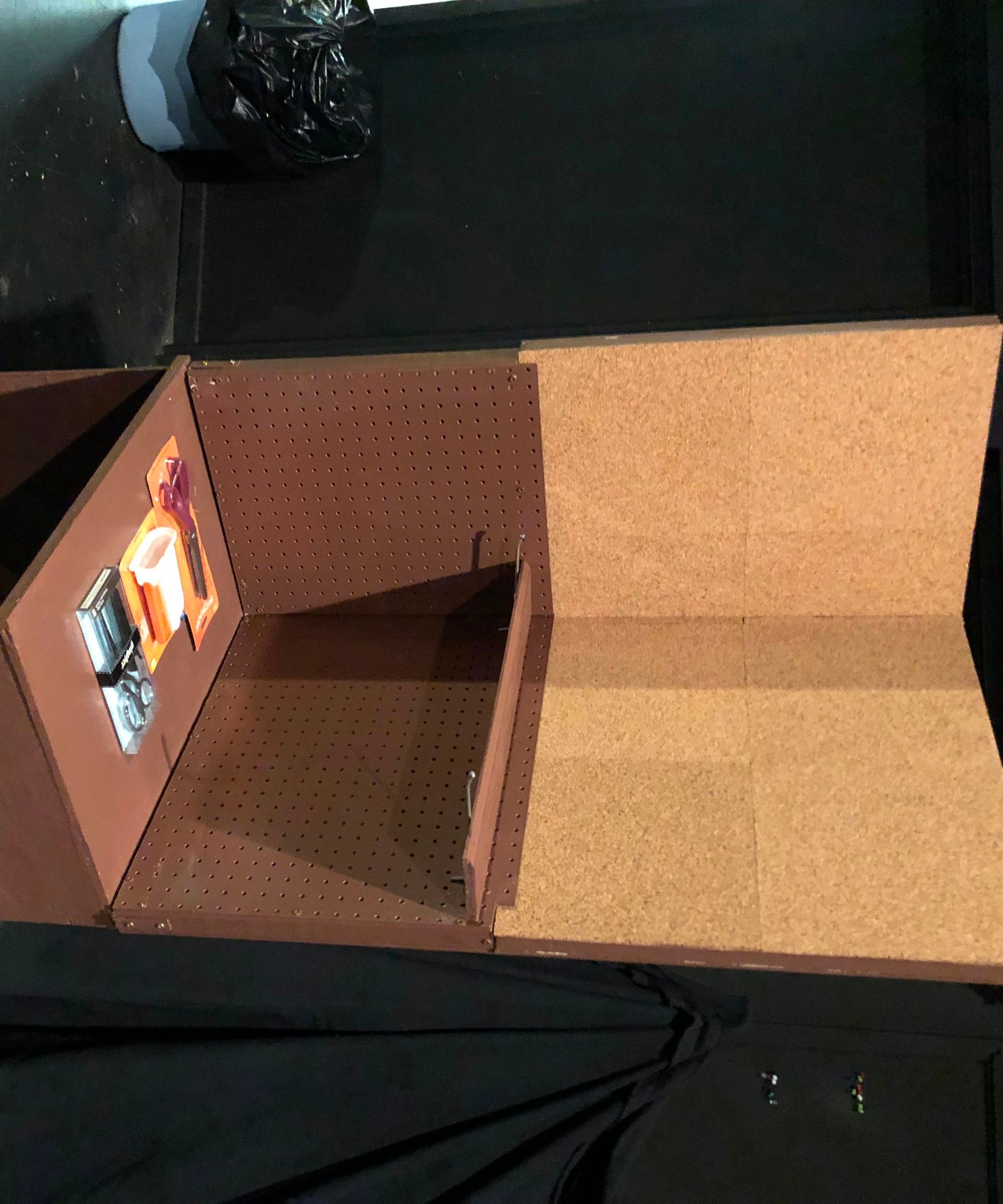 Costumer Station Desk