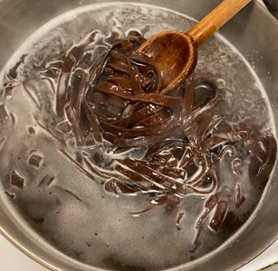 Step by Step Instructions for the Chocolate Fettuccine
