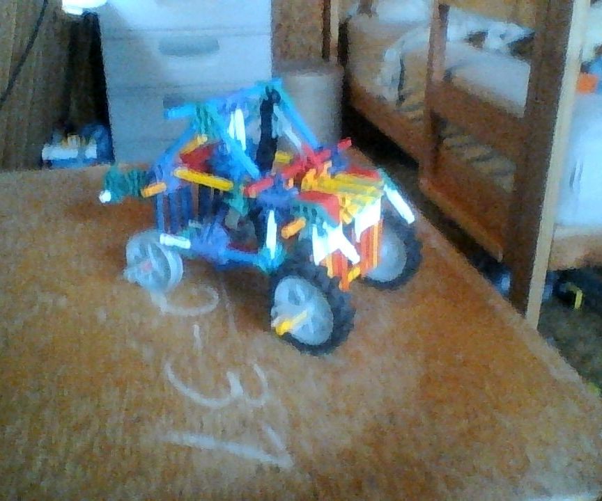 Down-Hill Racing K'nex Car