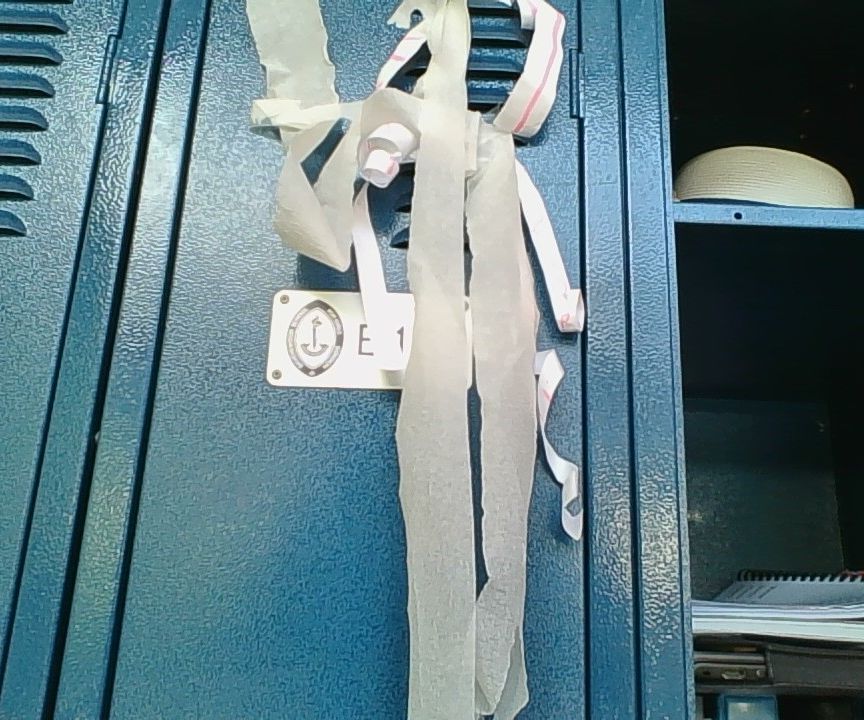 Decorating Your Friends Locker for Their Birthday!