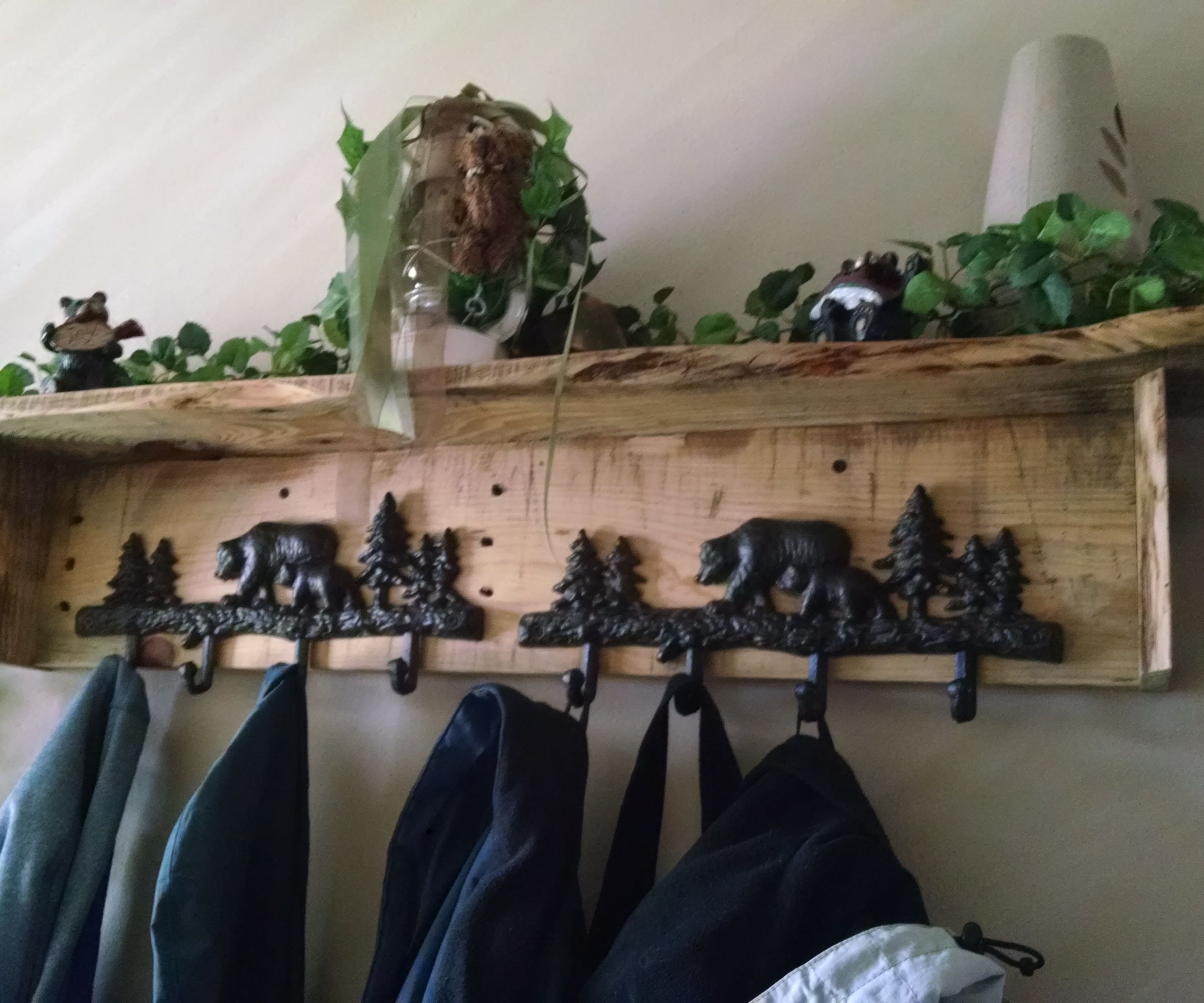 Pallet Wood Coat Rack