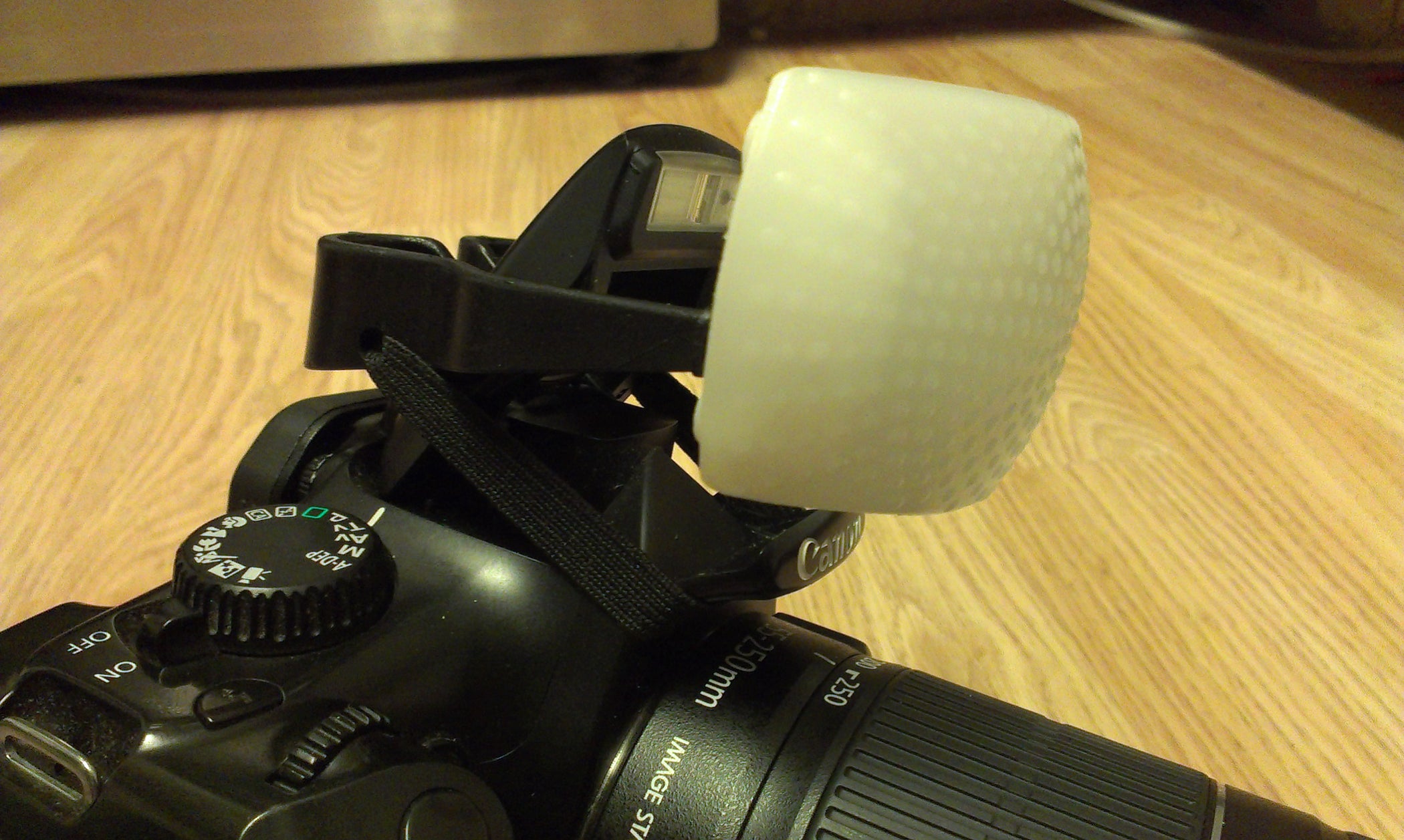 Popup Flash Diffuser Modifications ( Canon ) : 6 Steps - Instructables