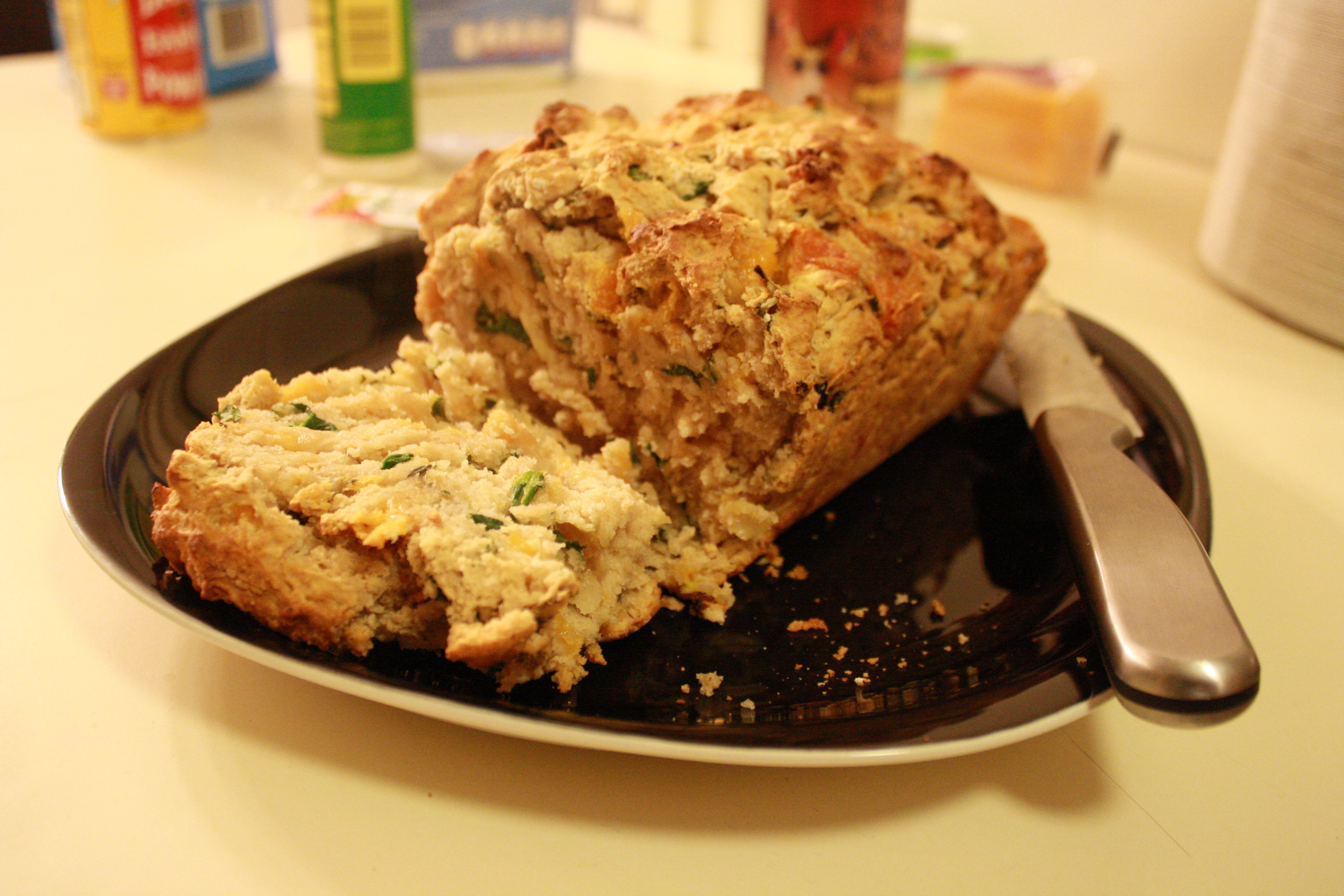 Beer bread with cheddar, spinach and thyme