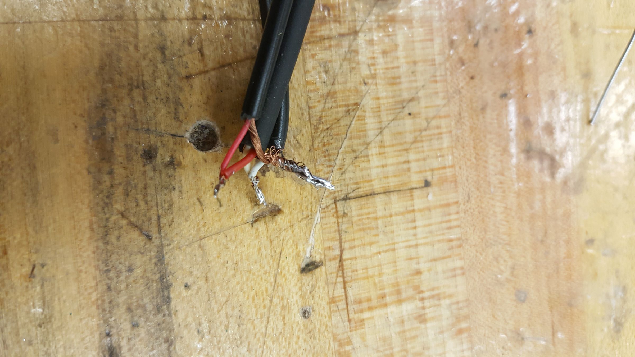 DIY Aux Cable : 6 Steps - Instructables