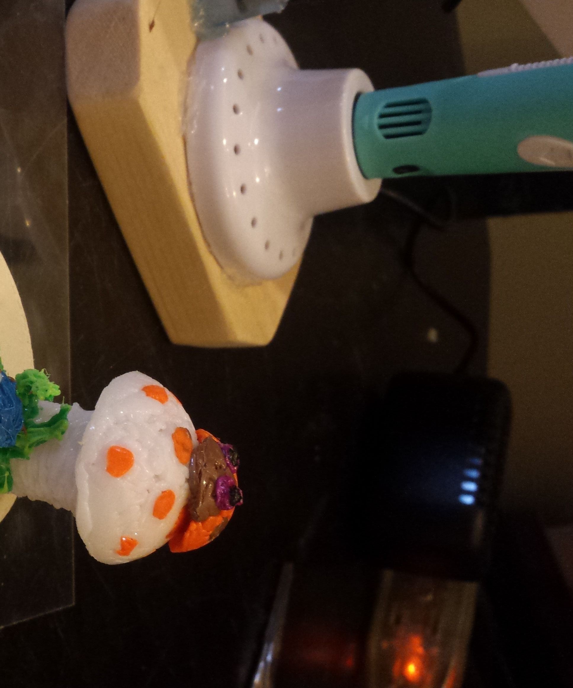 Simple Projects for a 3d Pen - Mushroom and Ladybug