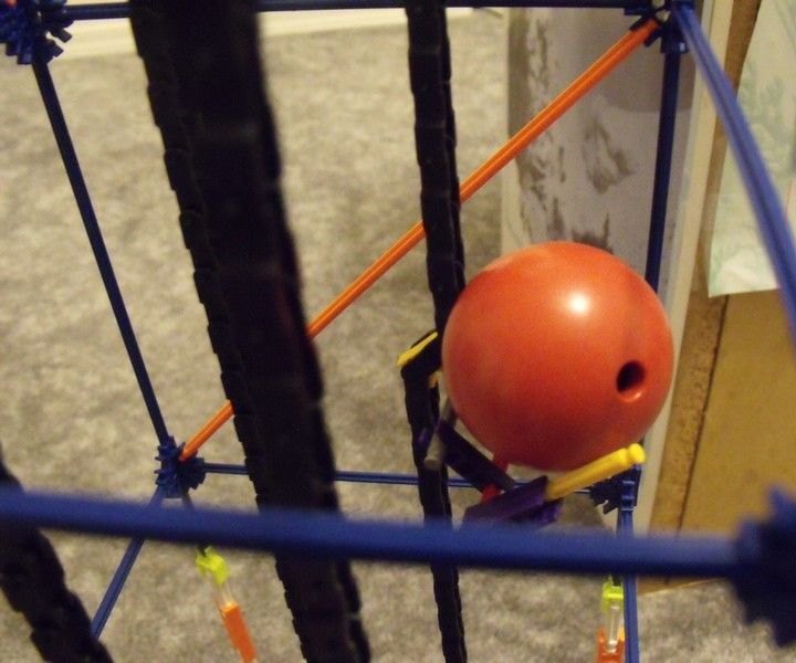 Skywards K'nex Ball Lift