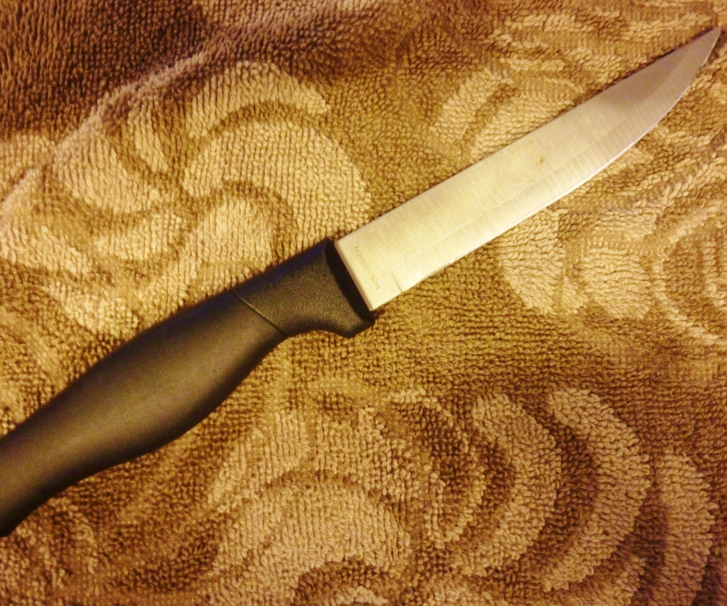 A Simple & Effective Way to Sharpen Knives