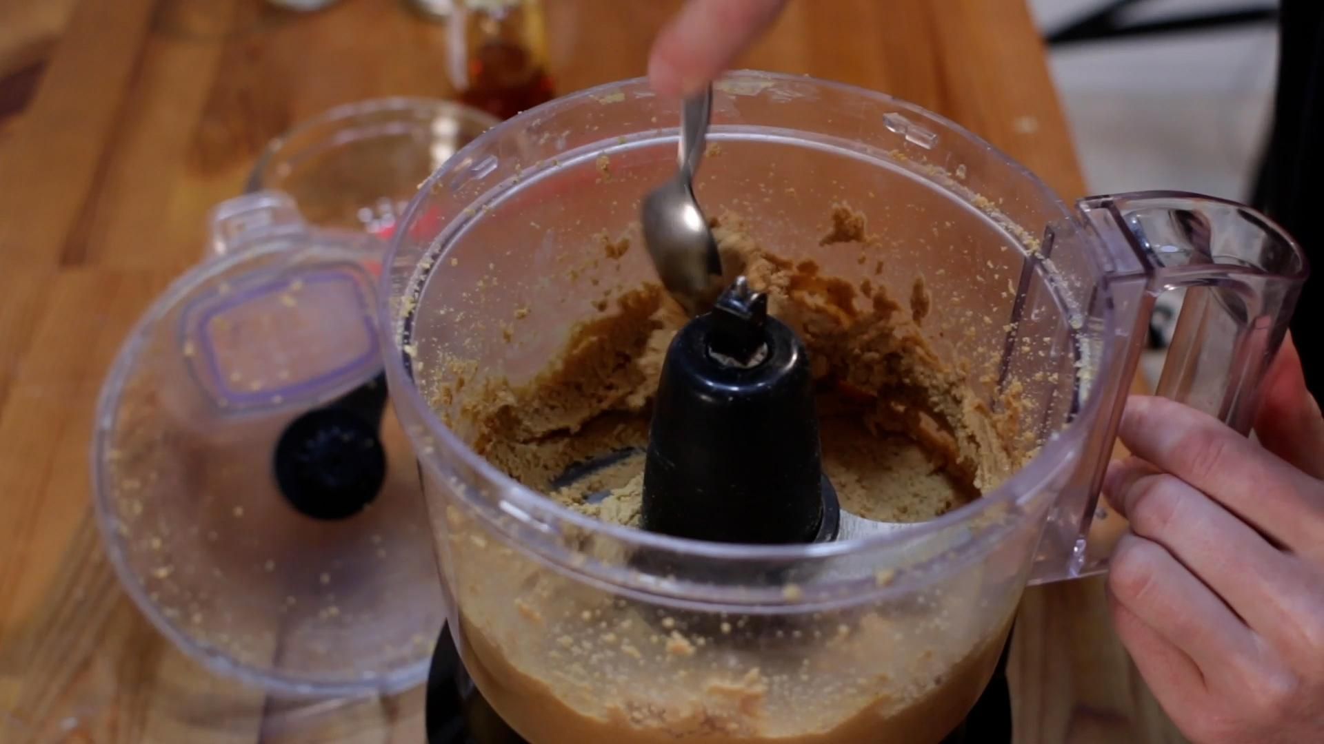 Creamy Peanut Butter Made in a Blender 5 Steps (with Pictures