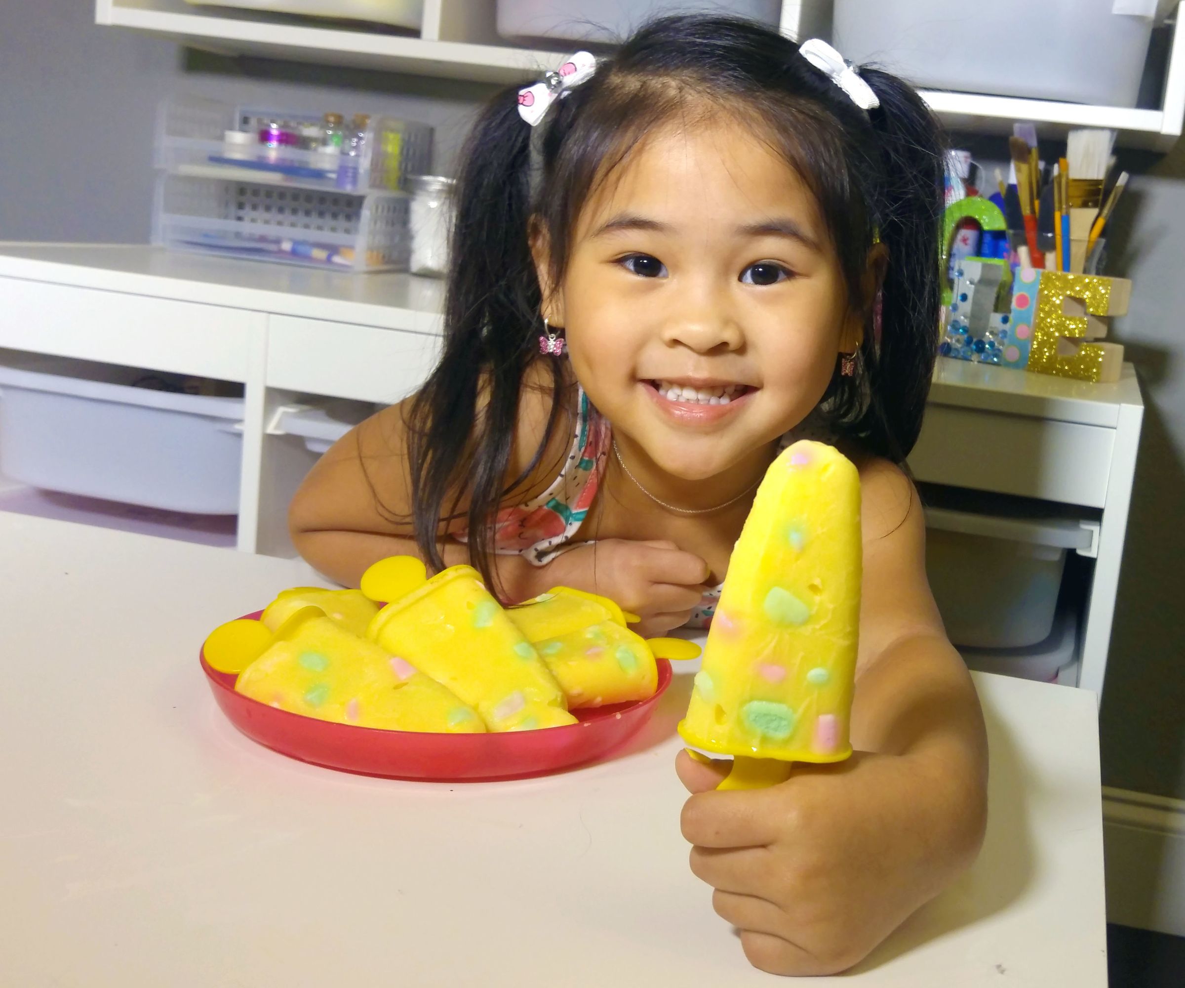 DIY Marshmallow Pudding Popsicles Recipe