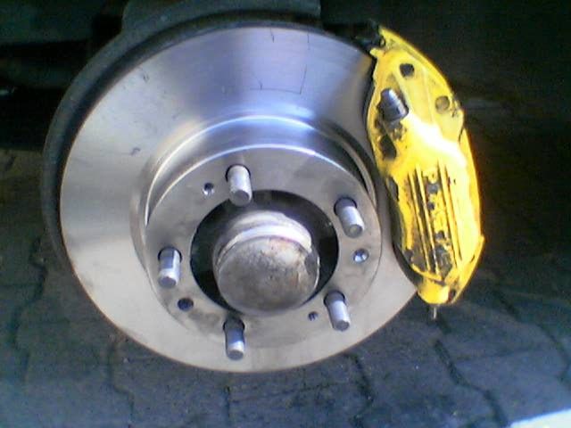 How to replace brake pads and discs on a Porsche 944