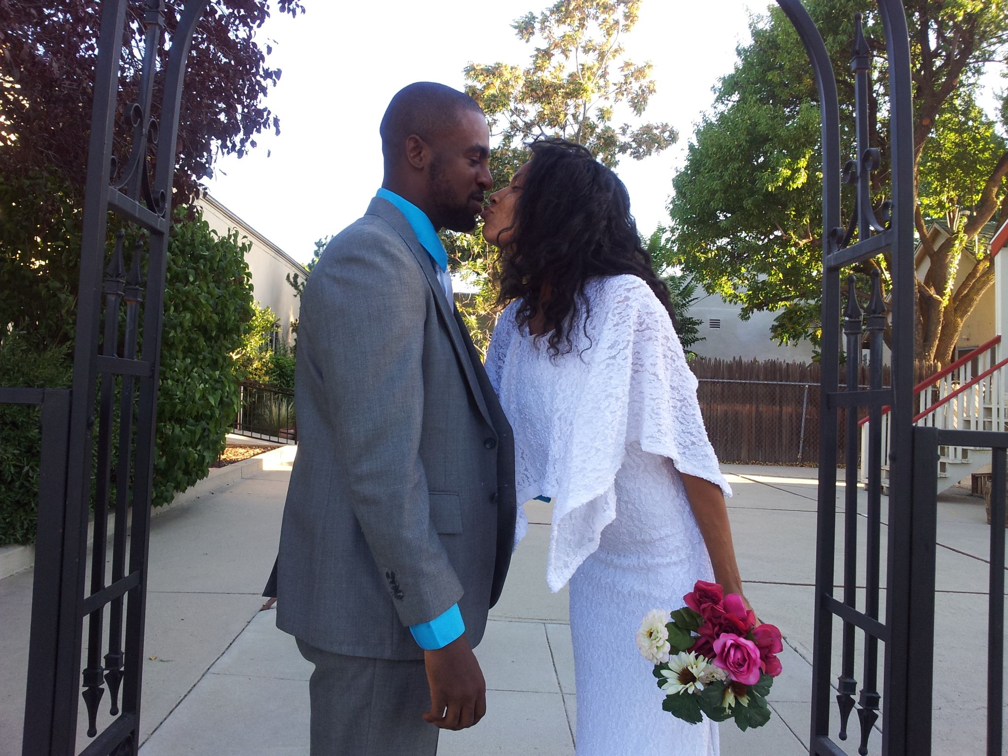 DIY: HOW TO MAKE a WEDDING DRESS IN 30MIN EASY