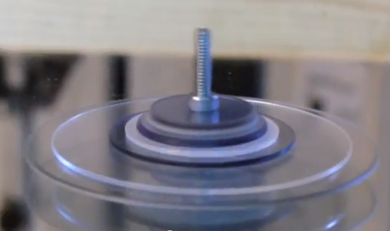 New Way to Spin a Spinning Top 5,000 Rpm