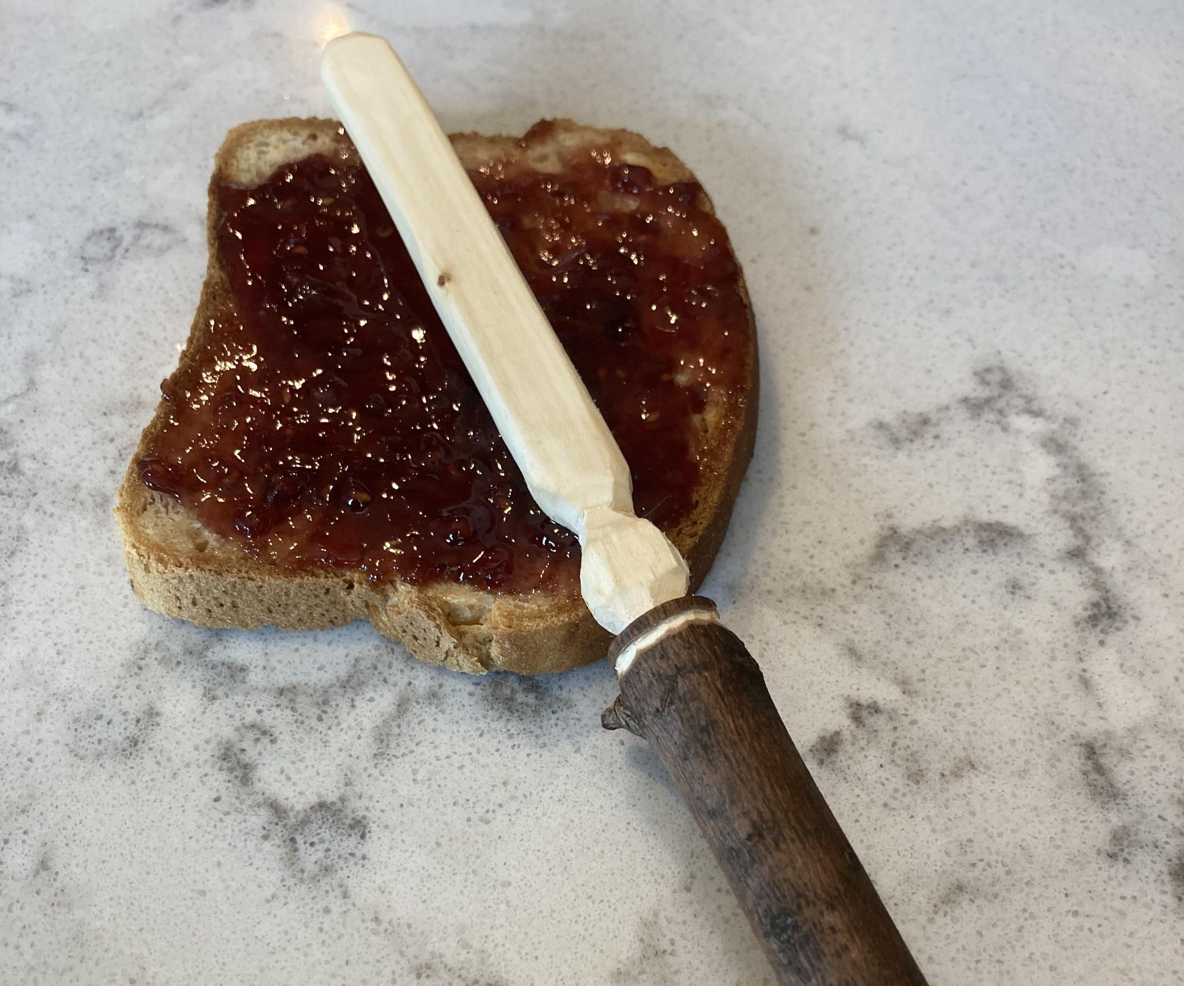 How to Whittle a Wooden Jam Spreader
