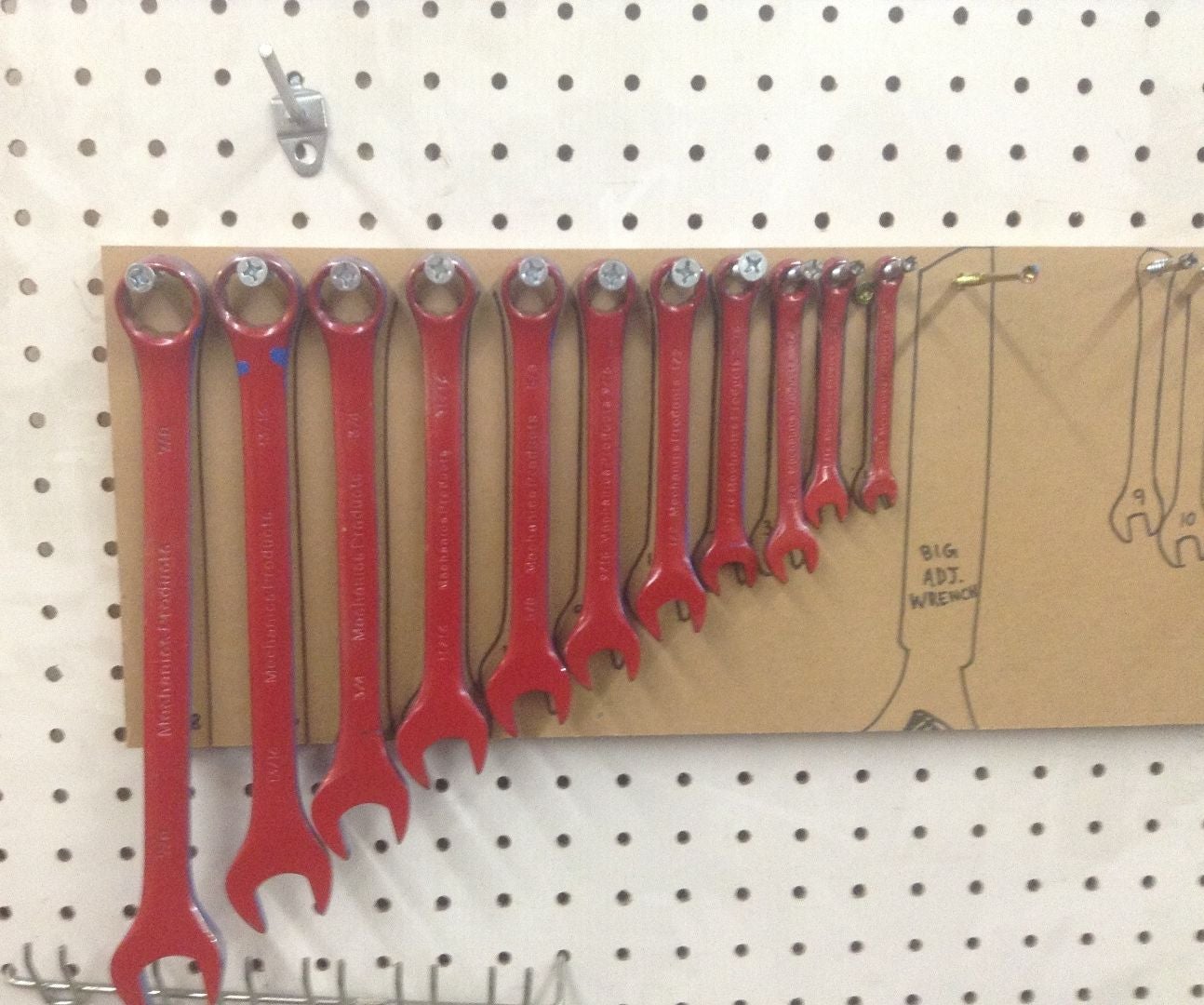 Combination Wrench Storage in a Shared 11 Steps (with