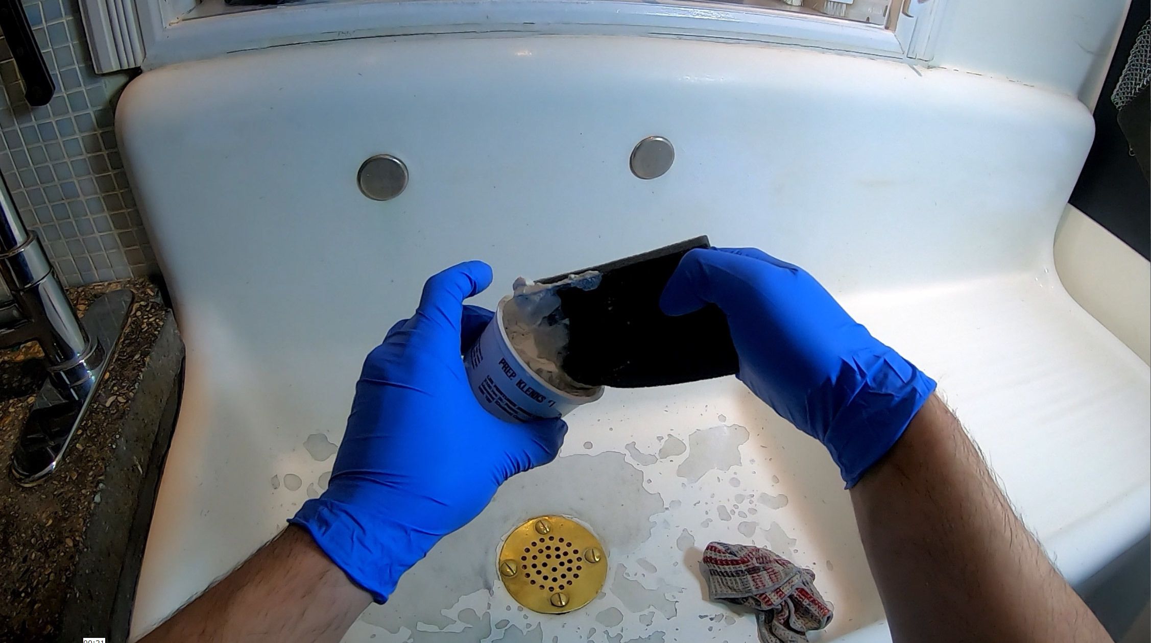Refinishing an Antique Porcelain Sink 3 Steps (with Pictures