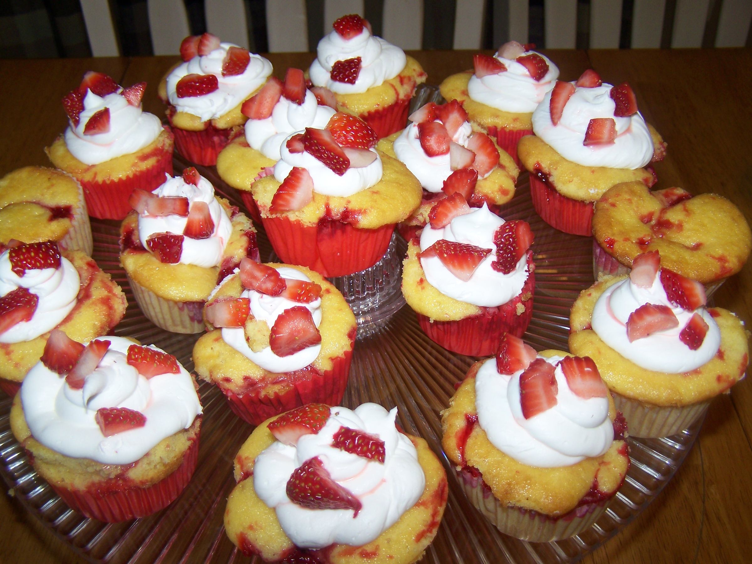 Strawberry Swirl Cupcakes