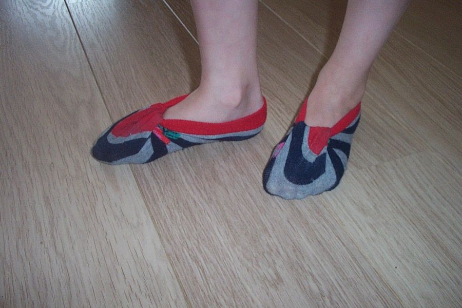 Socky-Shoes / Comfortable House Shoes