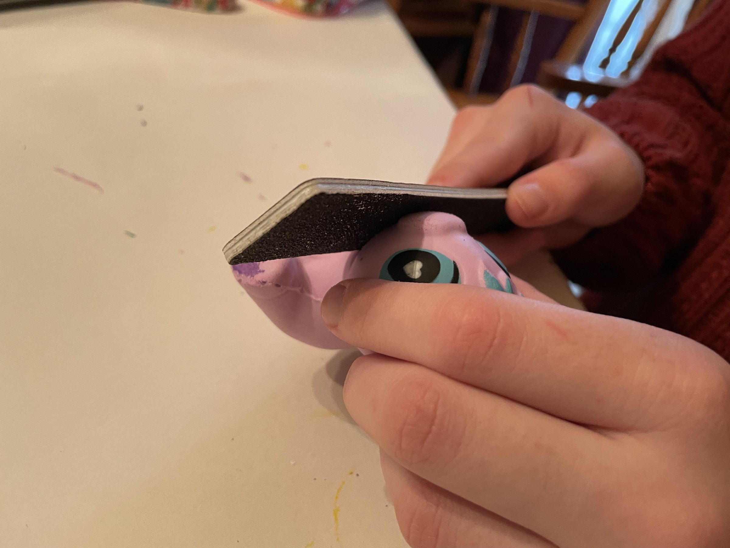 How to Paint Squishies! 4 Steps Instructables