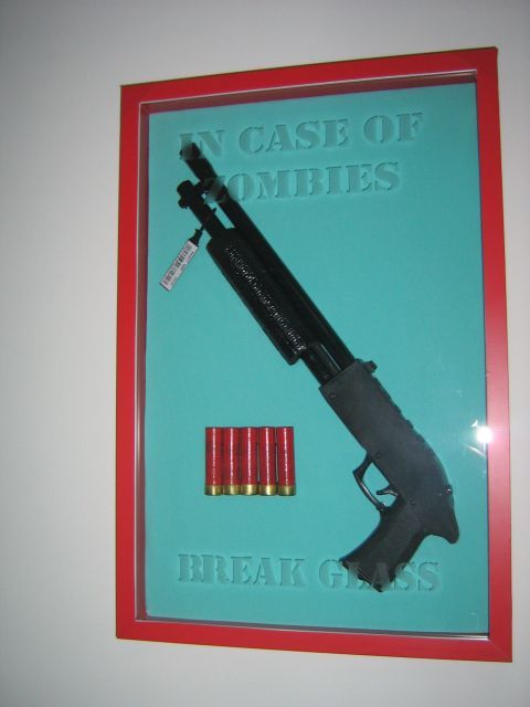 SHOTGUN ZOMBIE STATION