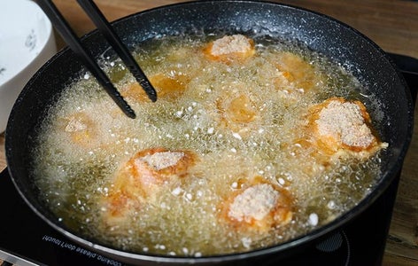 are chicken wings breaded