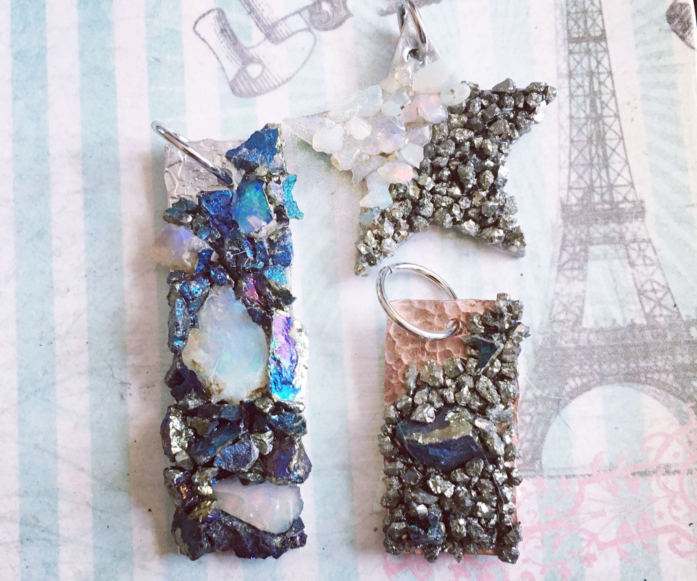 Crushed Stone Pendant