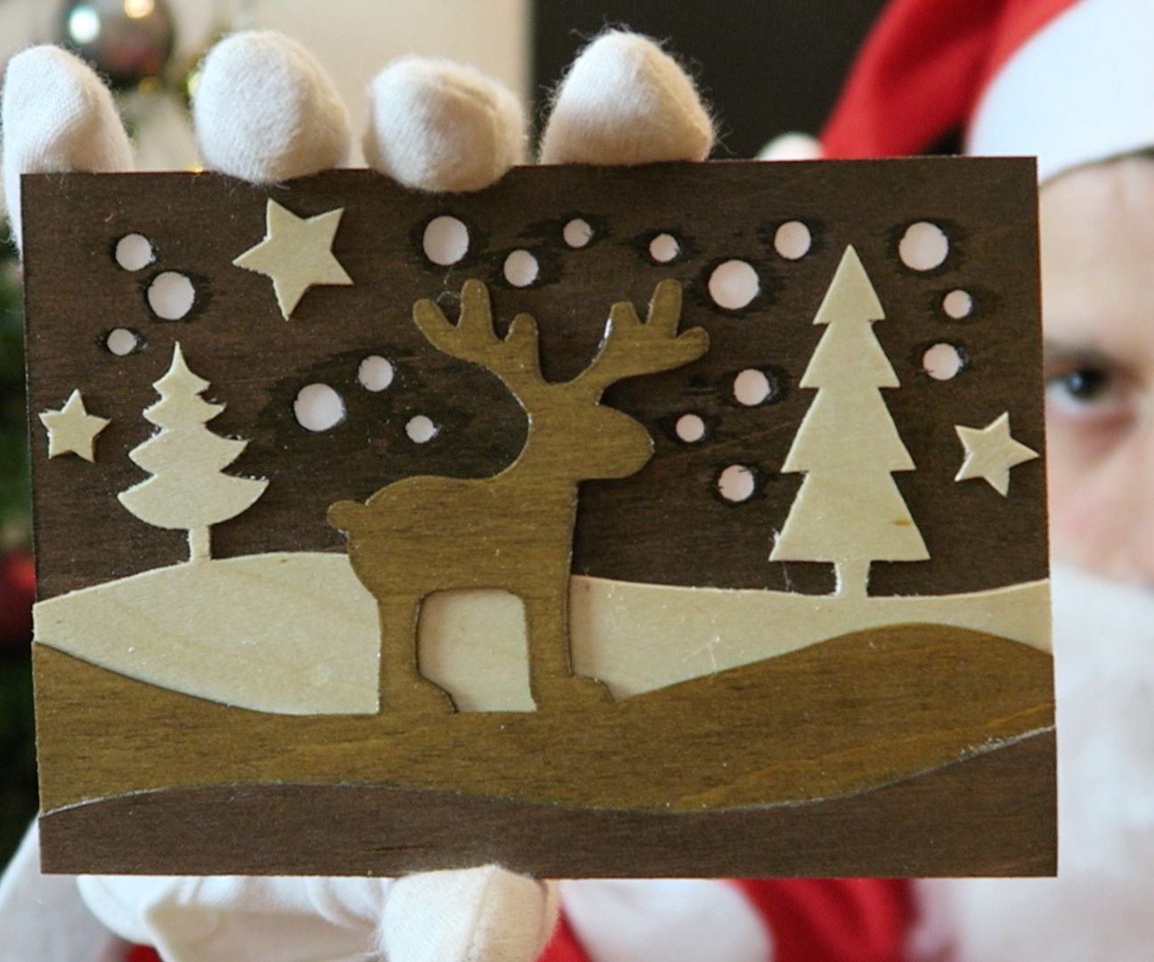 How to Make Wooden Christmas Cards