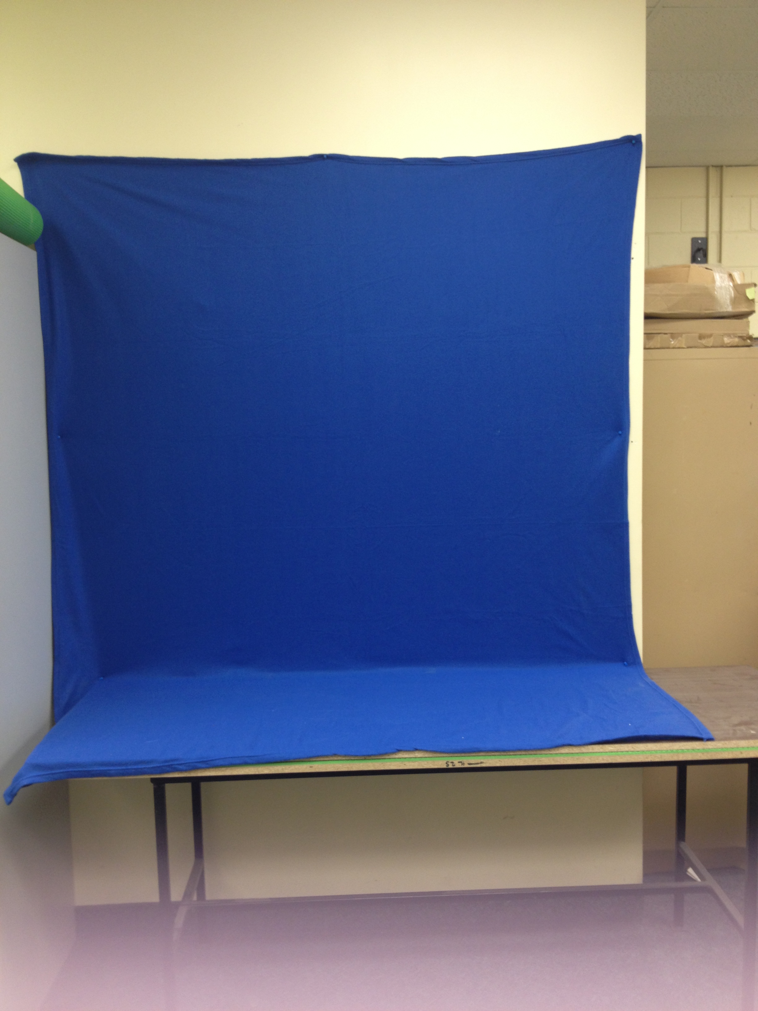 How to create a set (bluescreen)