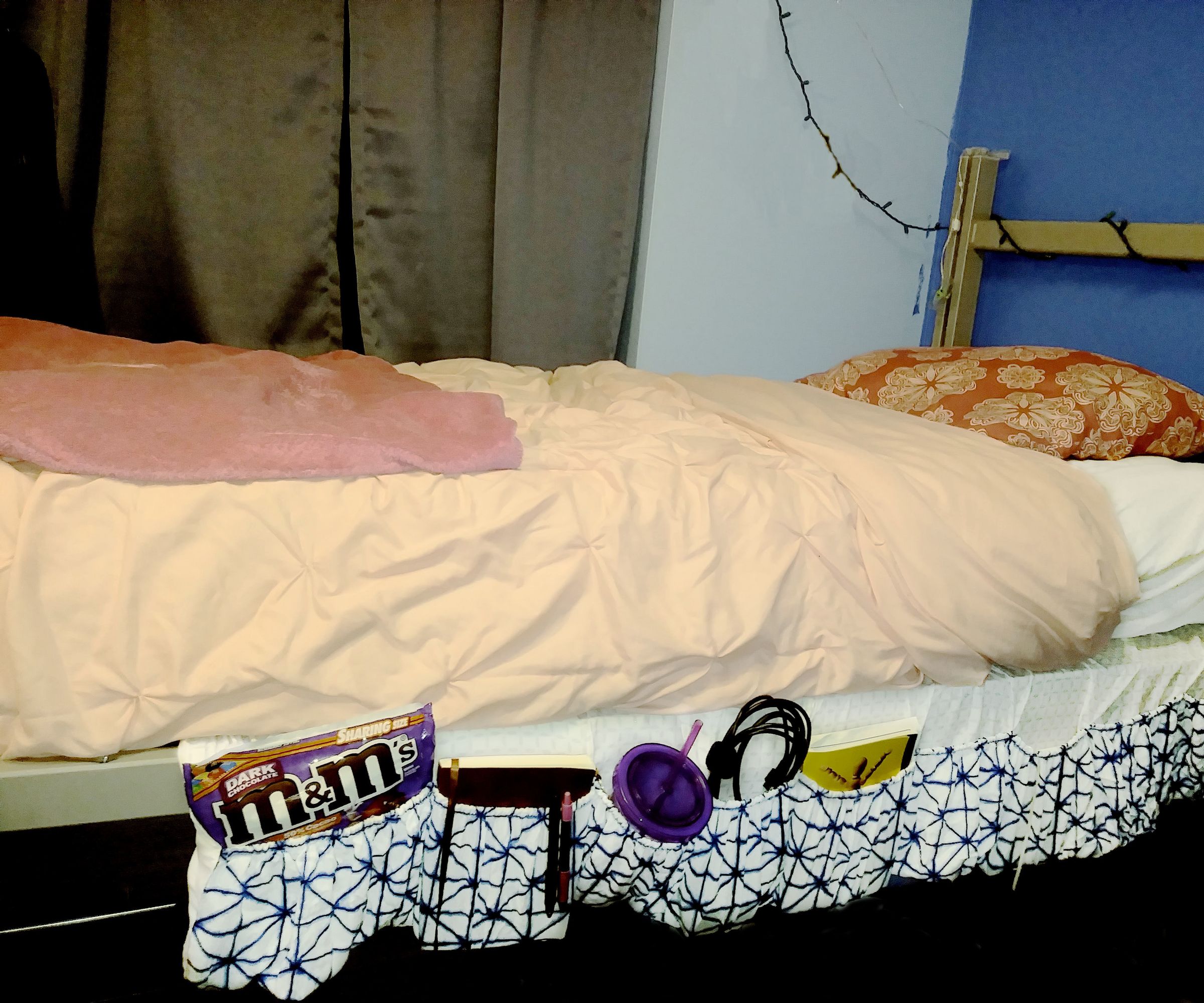 Bed Skirt Organizer