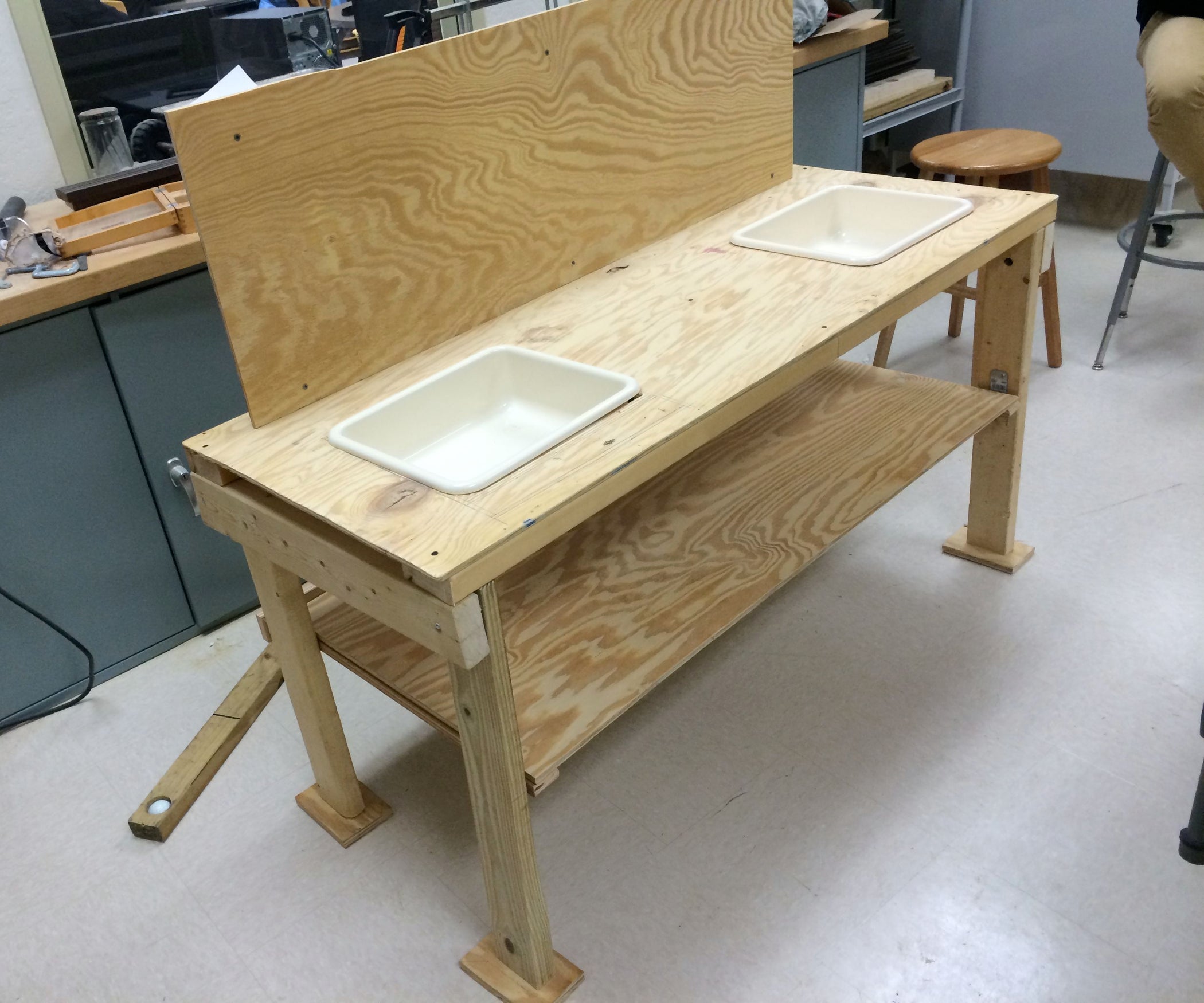 Play Kitchen Table From Recycled Wood 8 Steps Instructables