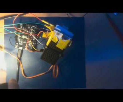 Arduino - SOLAR TRACKER Using Photoresistors and a Servo