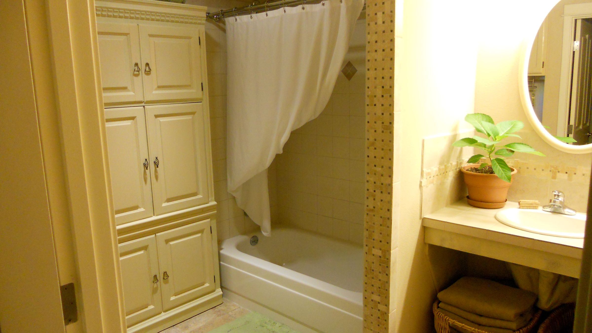 Armoire Resize