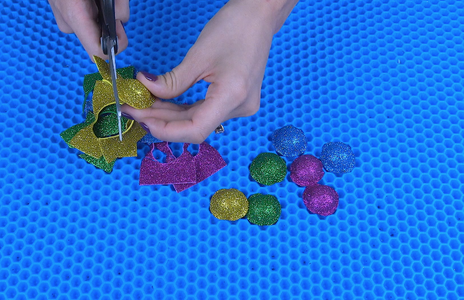 These Simple Dimples Are Very Easy to Make Because We Are Using Foam Paper Glitter!