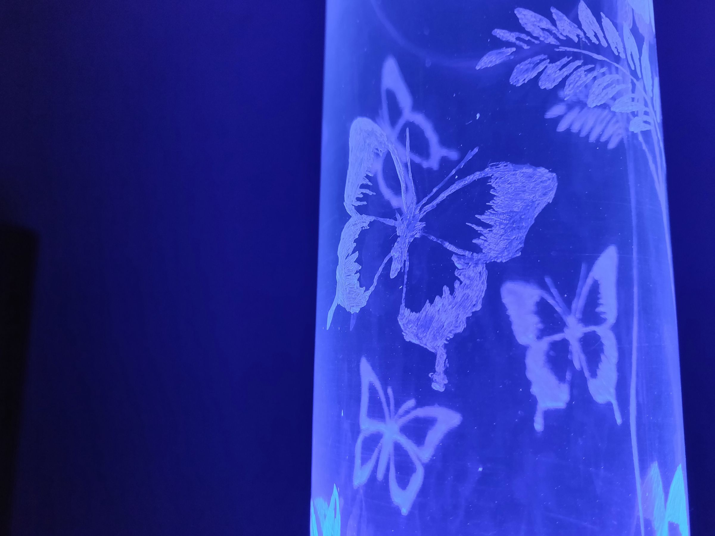 DIY ACRYLIC INDIGO BUTTERFLY LAMP. 13 Steps (with Pictures