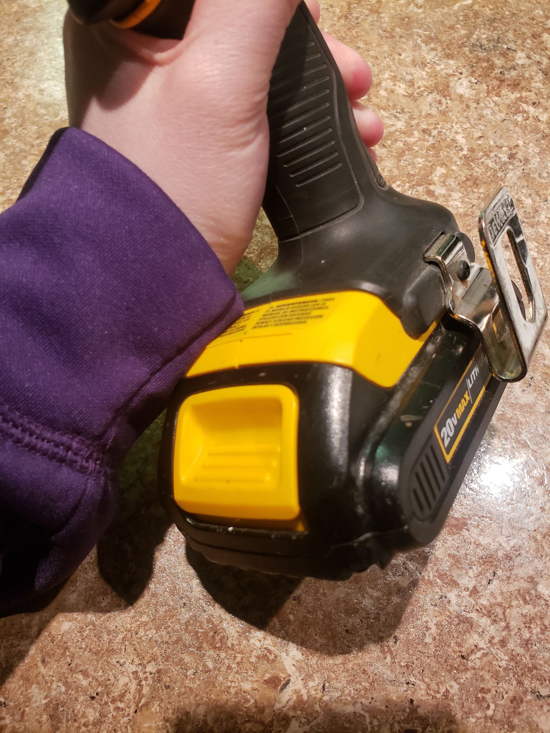 How to Assemble and Use a Cordless Power Drill : 10 Steps - Instructables