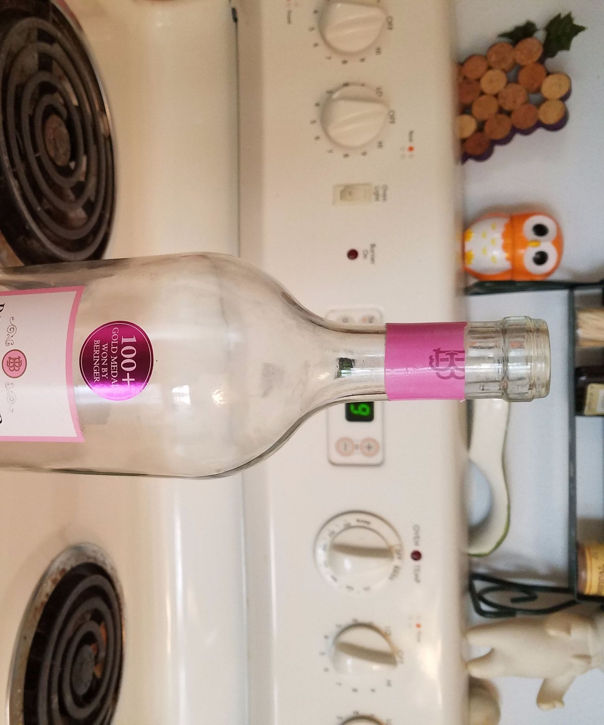How to Easily Remove a Label Off a Wine Bottle