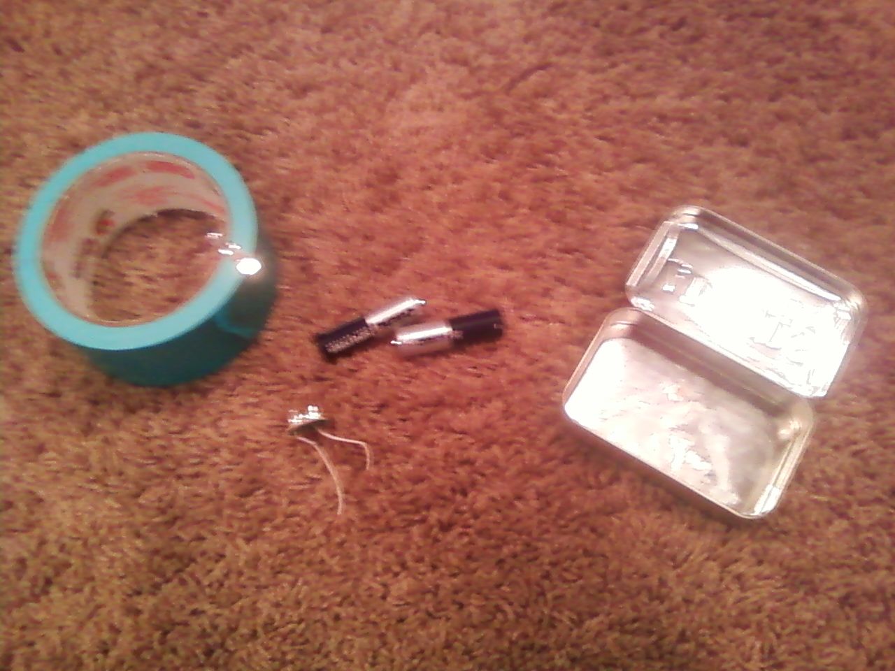 Transform a small, worthless LED flashlight into a more compact one.