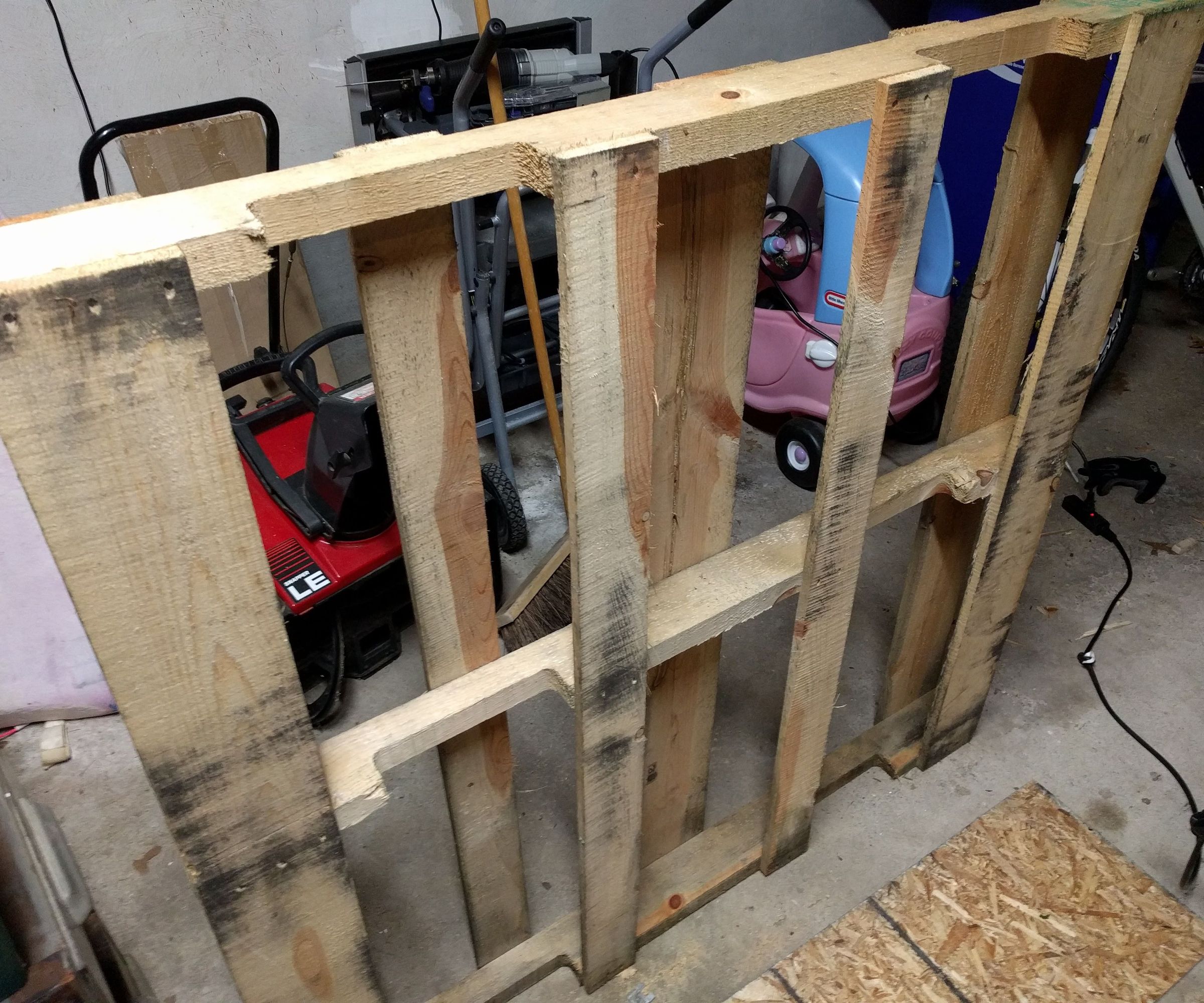 Pallet Demolition (Part 1)