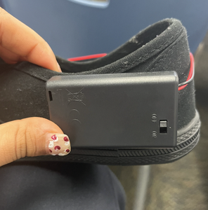 Attatching the Battery