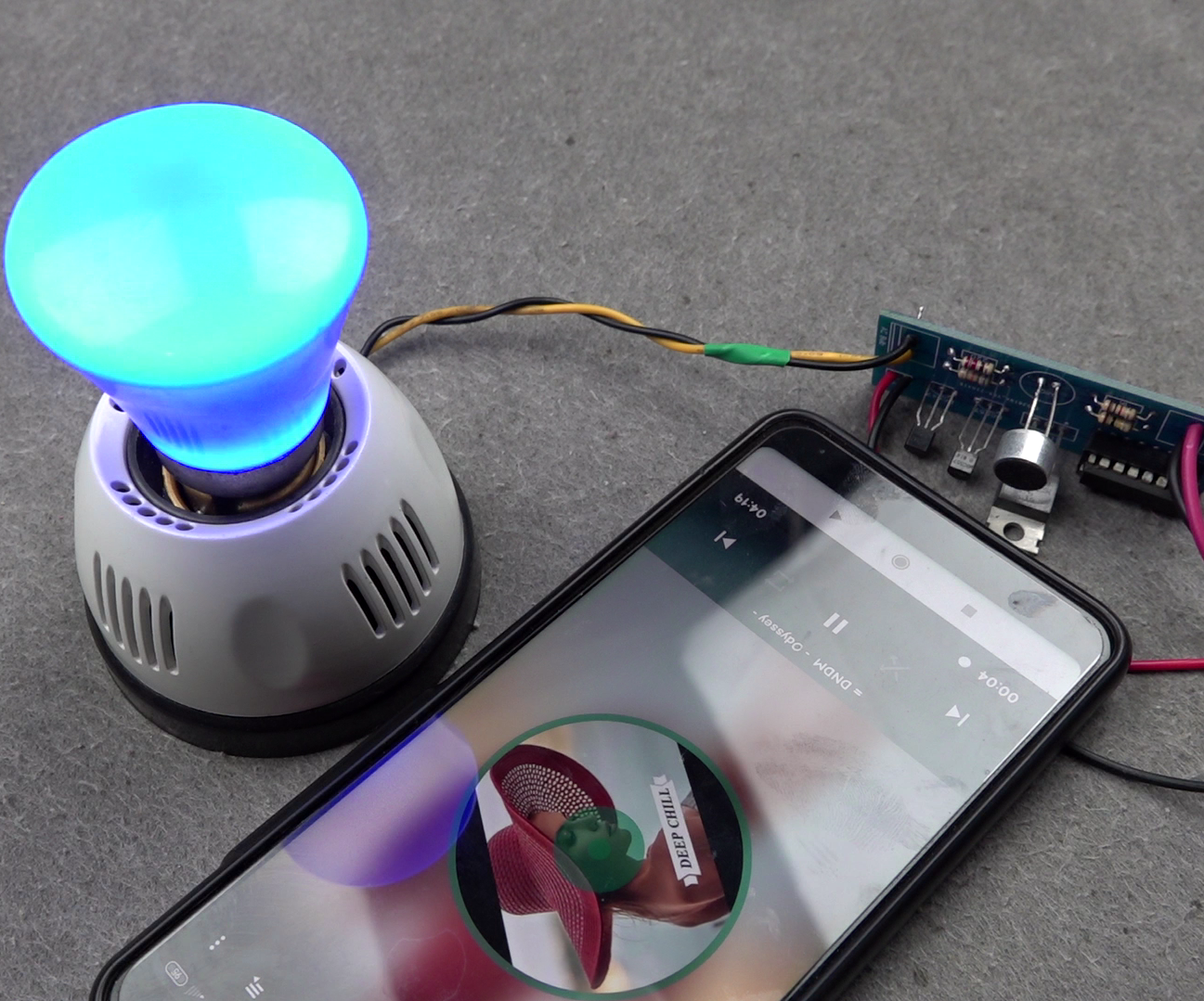 Sound Activated Filament Light - New Tech