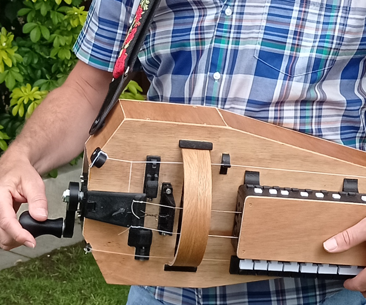 Hurdy-Gurdy (4-string) From Plywood and 3D Printed Parts