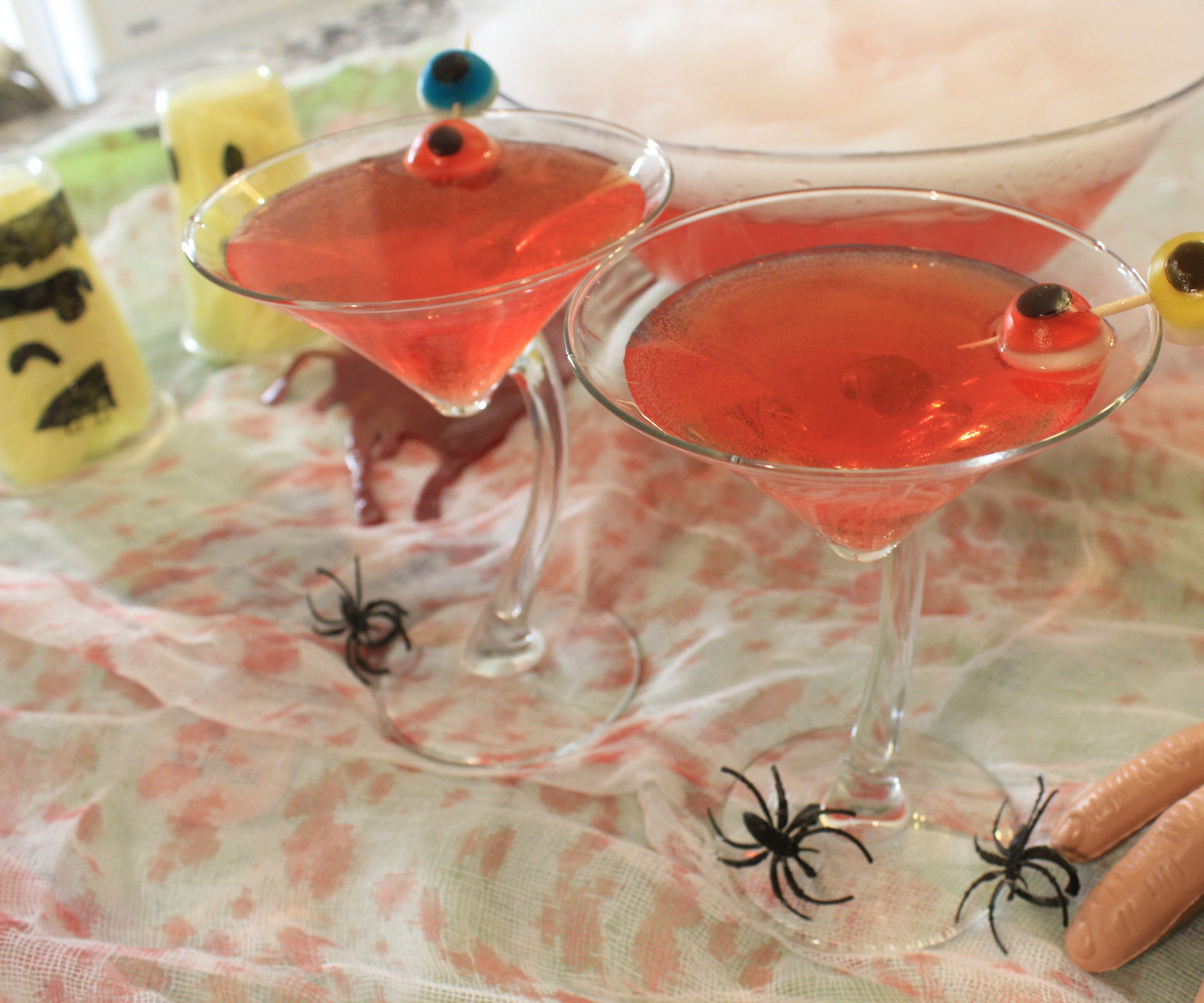DIY Halloween Party Decoration Ideas - Dry Ice Tutorial