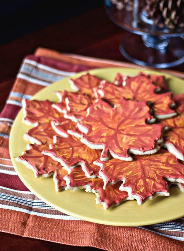 Maple Leaf Cookies