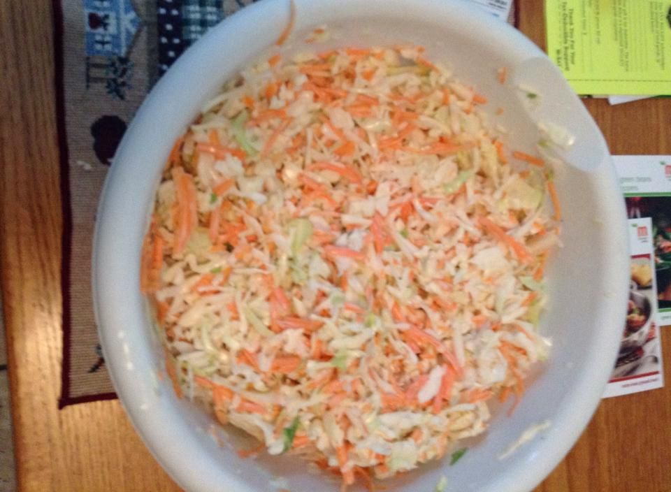 How to make creamy coleslaw